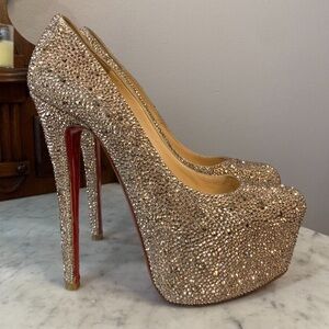 Strass Louboutin daffodil